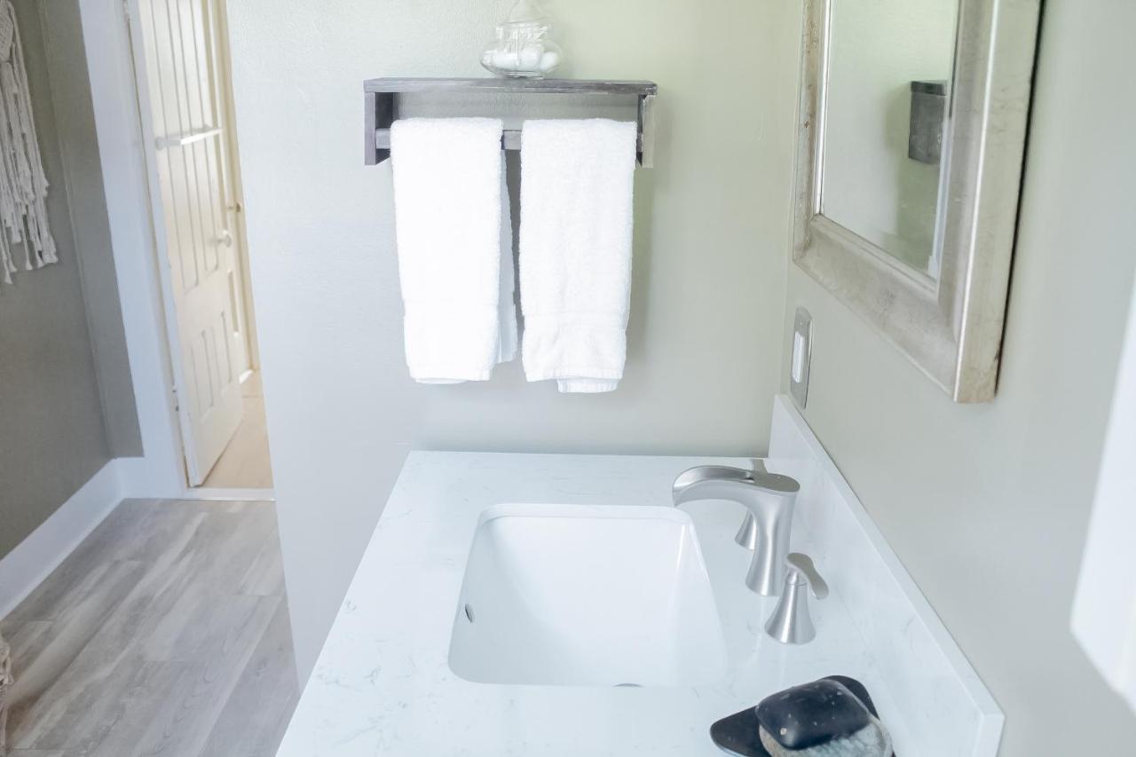Honeysuckle Suite Apartment In Downtown Rockland Dış mekan fotoğraf